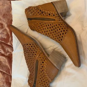NWOT Free People booties